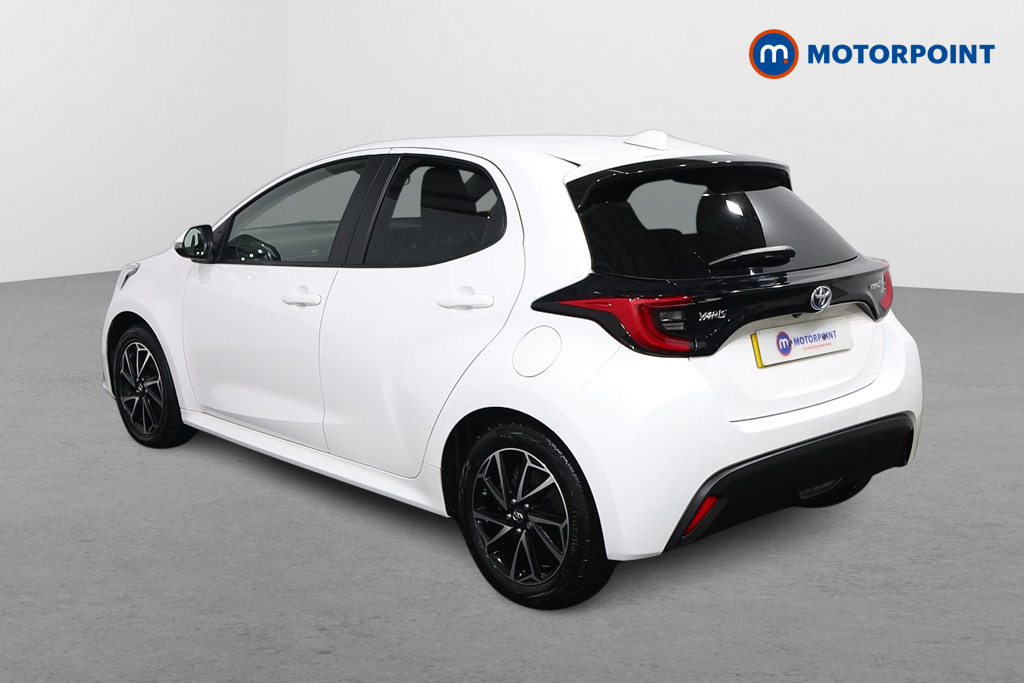 Toyota Yaris Design Automatic Petrol-Electric Hybrid Hatchback - Stock Number (1619230) - Passenger side rear corner