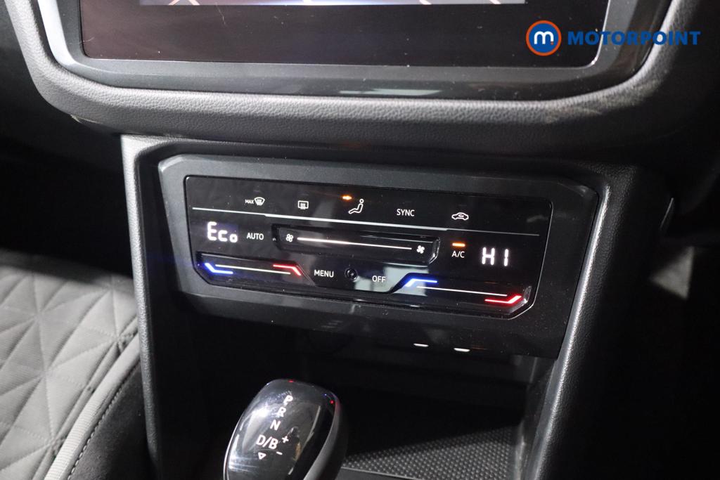 Volkswagen Tiguan Life Automatic Petrol Plug-In Hybrid SUV - Stock Number (1619331) - 4th supplementary image