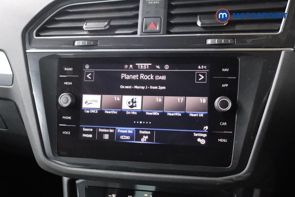 Volkswagen Tiguan Life Automatic Petrol Plug-In Hybrid SUV - Stock Number (1619331) - 11th supplementary image