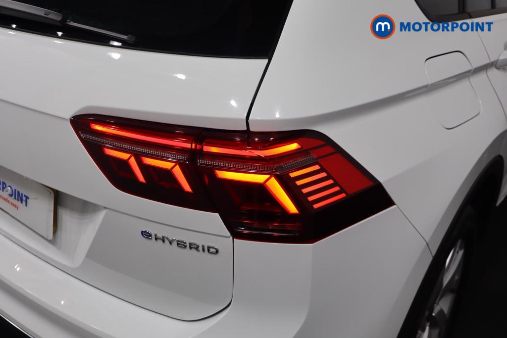 Volkswagen Tiguan Life Automatic Petrol Plug-In Hybrid SUV - Stock Number (1619331) - 24th supplementary image
