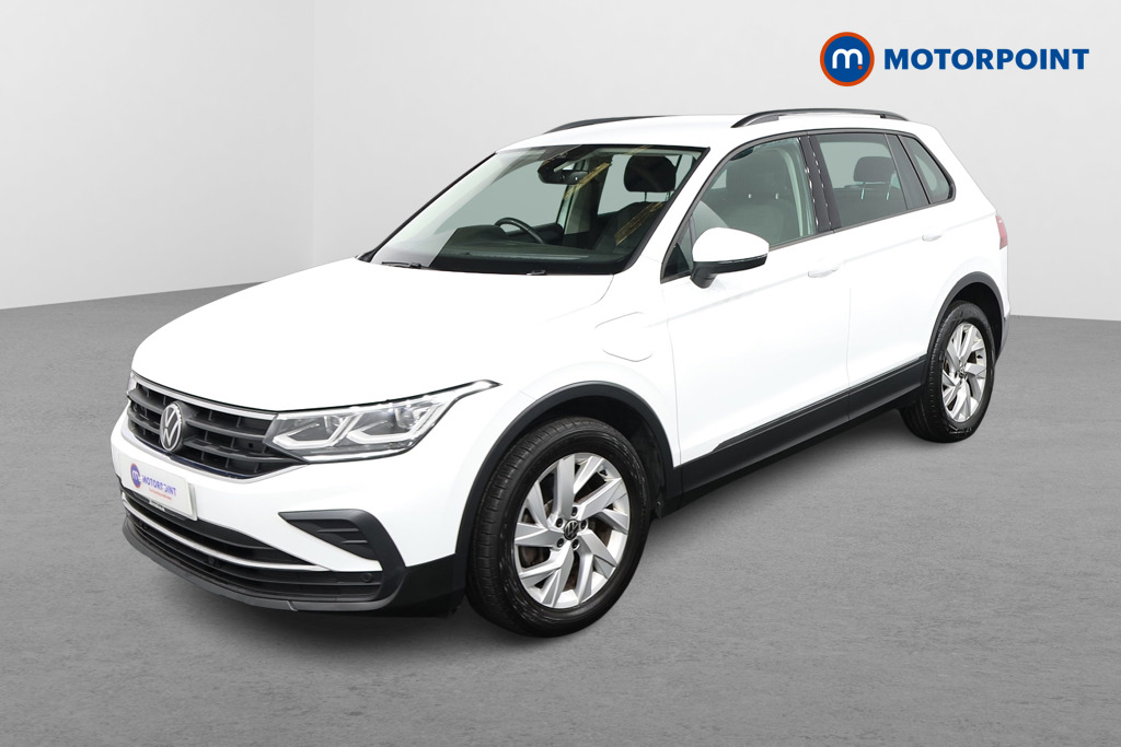 Volkswagen Tiguan Life Automatic Petrol Plug-In Hybrid SUV - Stock Number (1619331) - Passenger side front corner