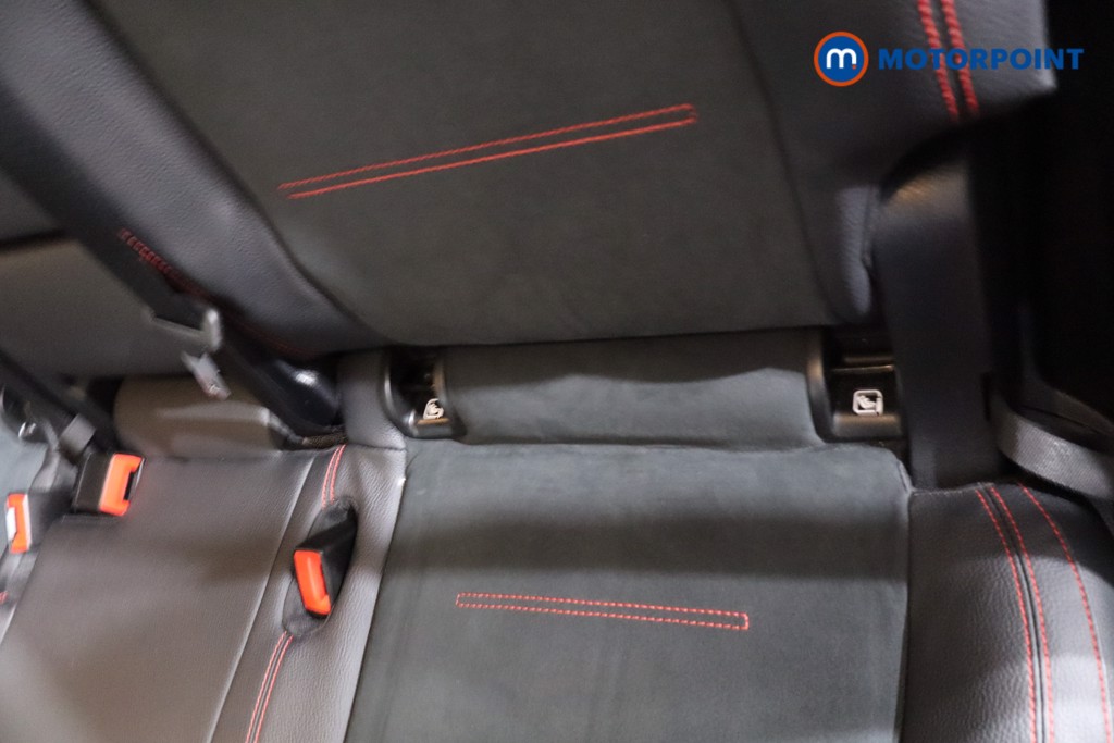 Mercedes-Benz GLB Amg Line Automatic Diesel SUV - Stock Number (1619381) - 27th supplementary image