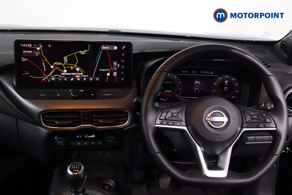 Nissan Juke N-Connecta Manual Petrol SUV - Stock Number (1610387) - 3rd supplementary image