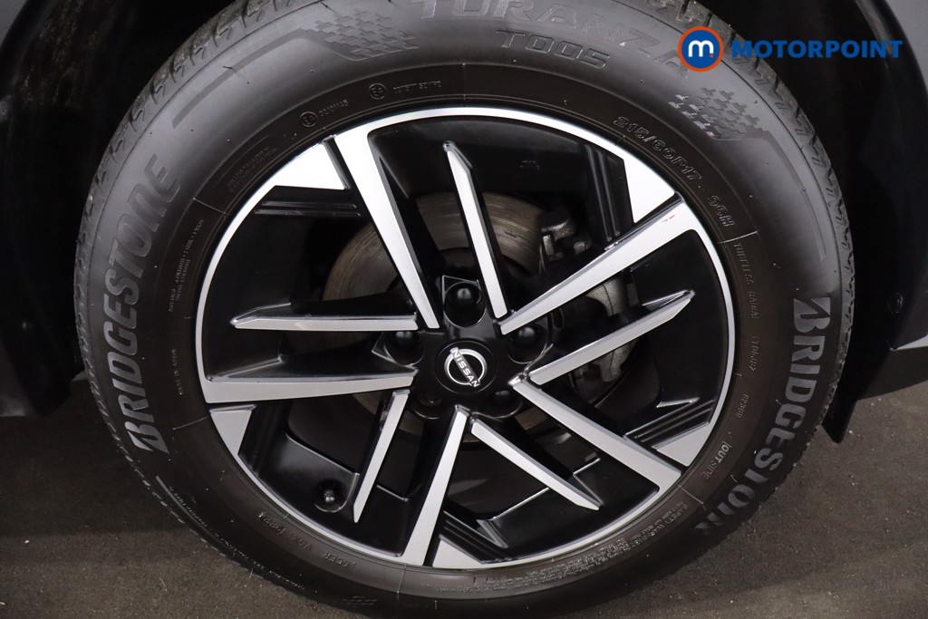 Nissan Juke N-Connecta Manual Petrol SUV - Stock Number (1610387) - 10th supplementary image