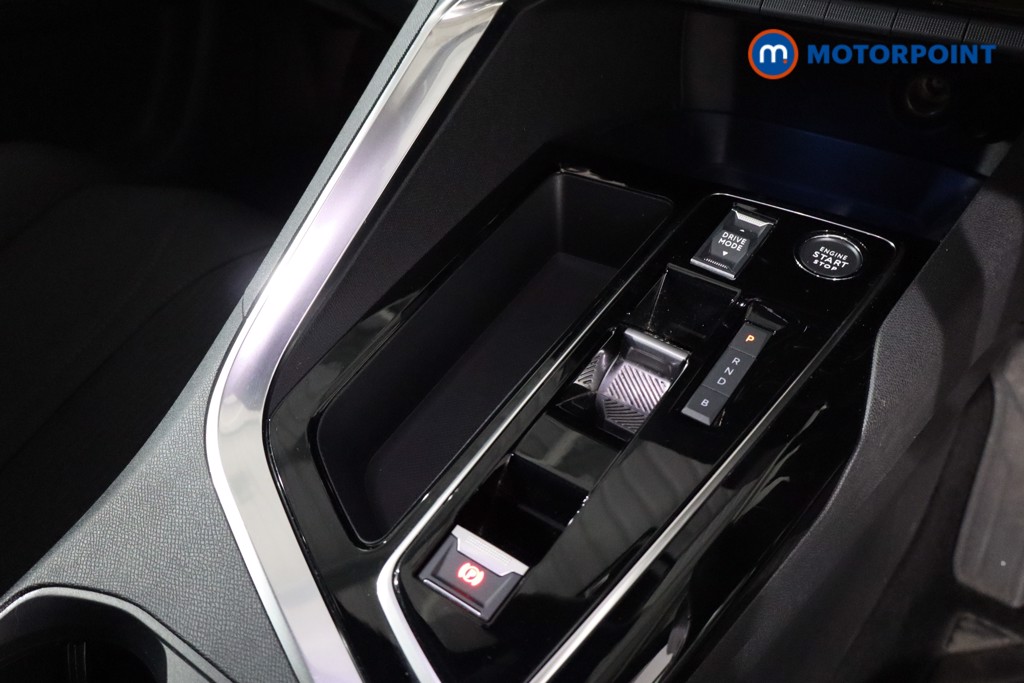 Peugeot 3008 Allure Automatic Petrol Plug-In Hybrid SUV - Stock Number (1610609) - 16th supplementary image