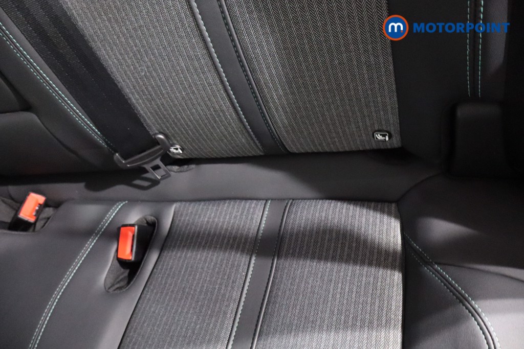 Peugeot 3008 Allure Automatic Petrol Plug-In Hybrid SUV - Stock Number (1610609) - 23rd supplementary image