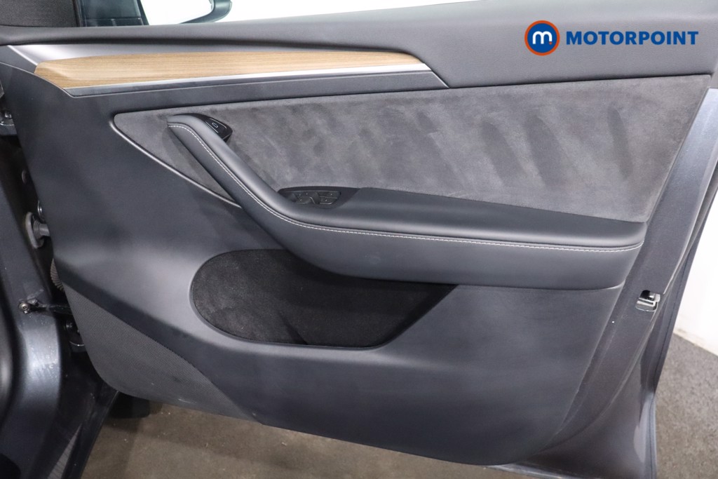 Tesla Model Y Rwd 5Dr Auto Automatic Electric SUV - Stock Number (1612732) - 21st supplementary image