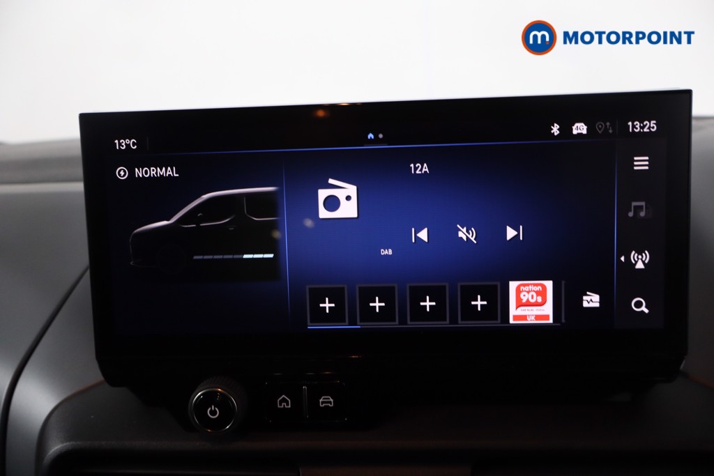 Vauxhall Combo Life Ultimate Automatic Electric People Carrier - Stock Number (1616578) - 2nd supplementary image