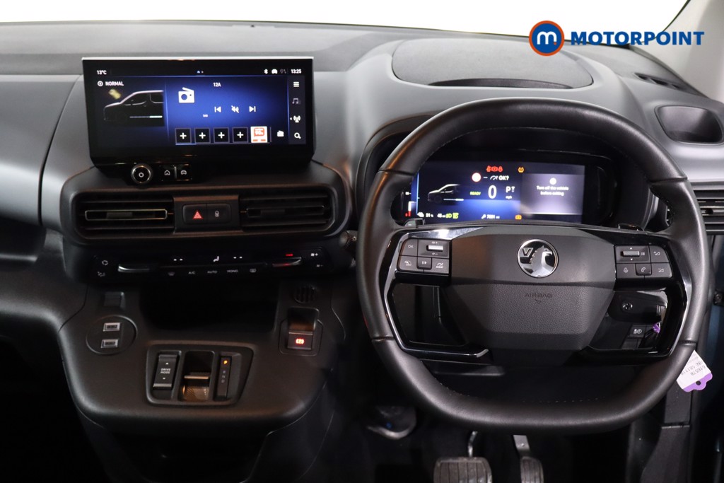 Vauxhall Combo Life Ultimate Automatic Electric People Carrier - Stock Number (1616578) - 3rd supplementary image