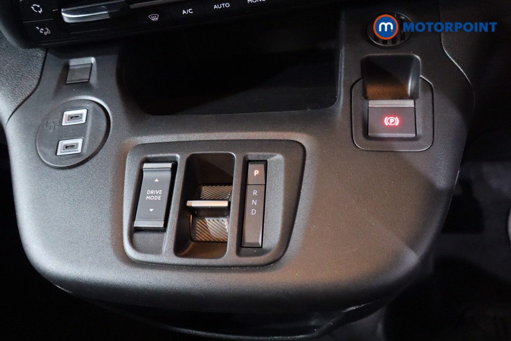 Vauxhall Combo Life Ultimate Automatic Electric People Carrier - Stock Number (1616578) - 19th supplementary image