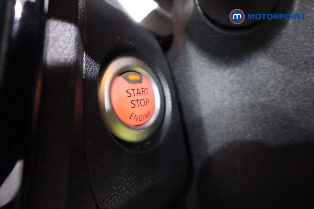 Nissan Juke Tekna Automatic Petrol SUV - Stock Number (1617160) - 18th supplementary image