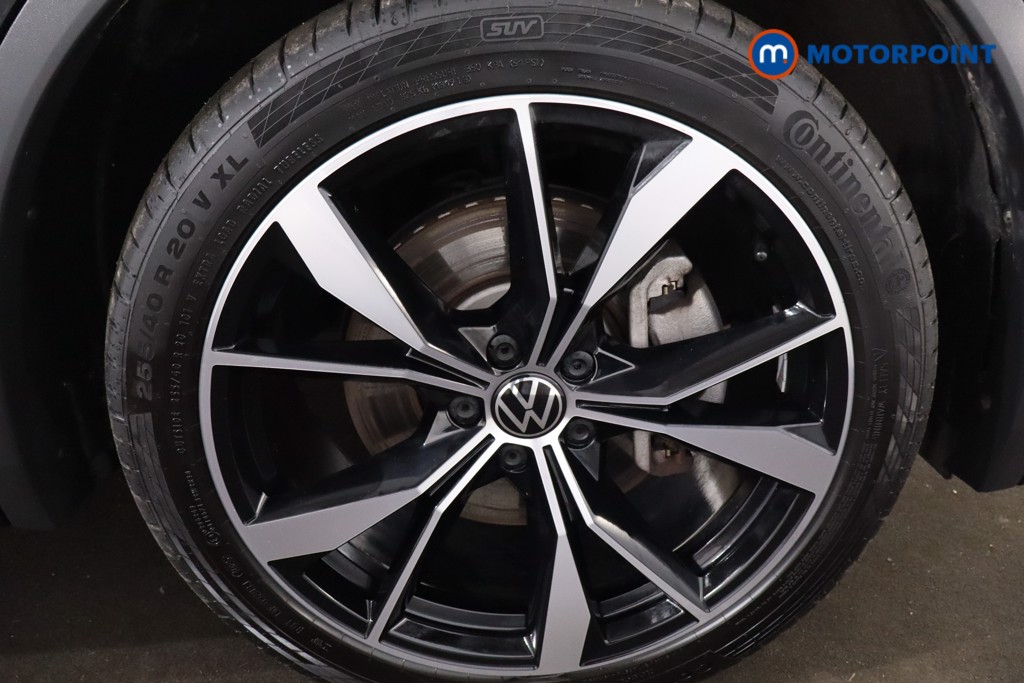 Volkswagen Tiguan R-Line Automatic Petrol Plug-In Hybrid SUV - Stock Number (1619229) - 10th supplementary image