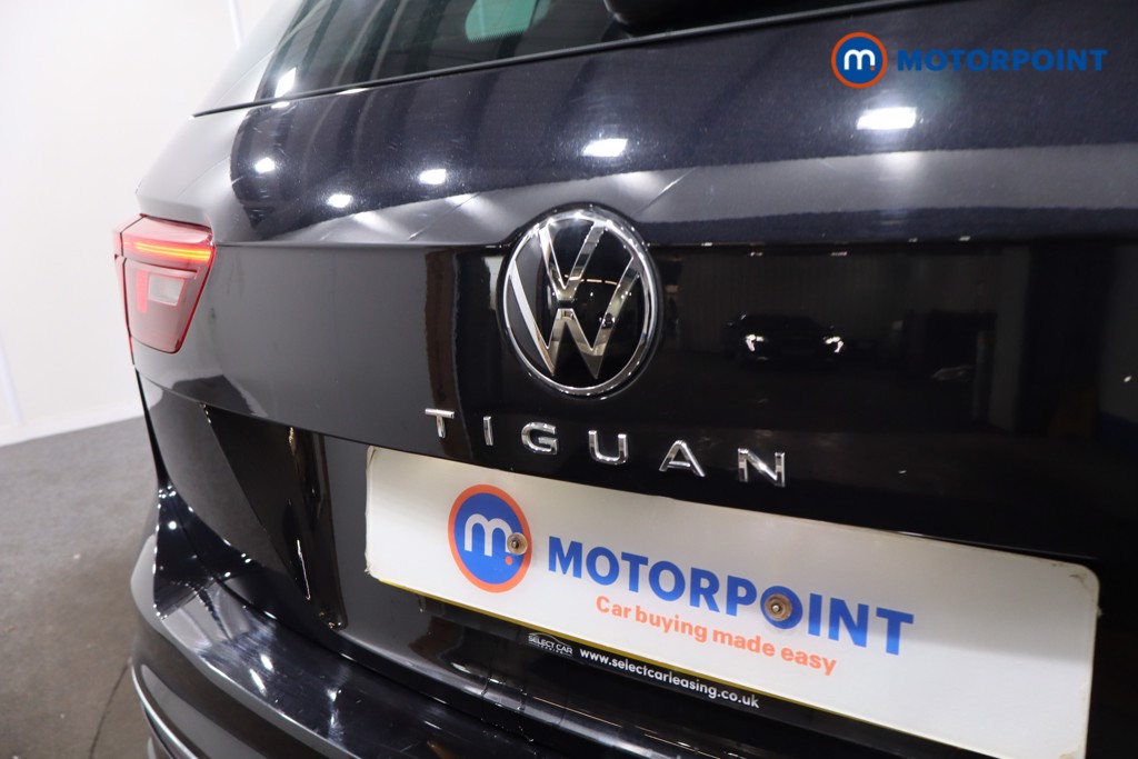 Volkswagen Tiguan R-Line Automatic Petrol Plug-In Hybrid SUV - Stock Number (1619229) - 41st supplementary image