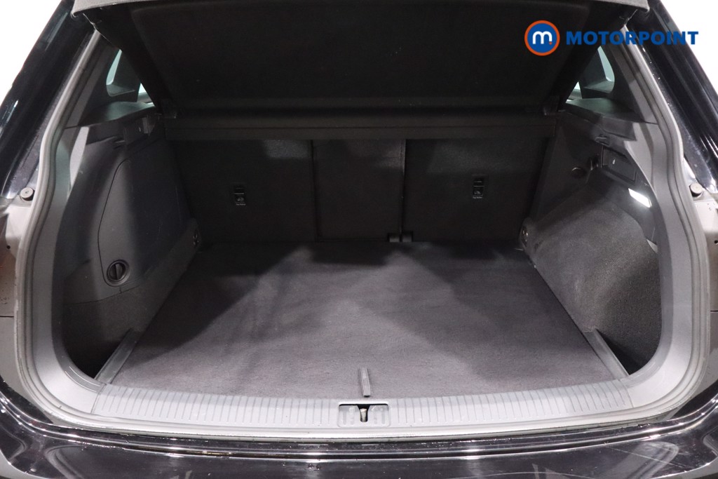 Volkswagen Tiguan R-Line Automatic Petrol Plug-In Hybrid SUV - Stock Number (1619229) - 44th supplementary image