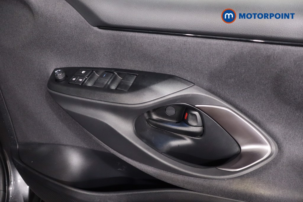 Toyota Yaris Gr Sport Automatic Petrol-Electric Hybrid Hatchback - Stock Number (1619698) - 28th supplementary image