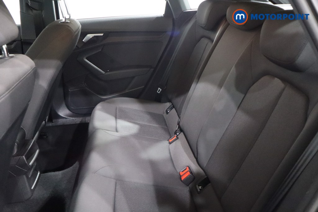 Audi A3 Technik Manual Petrol Hatchback - Stock Number (1616027) - 5th supplementary image