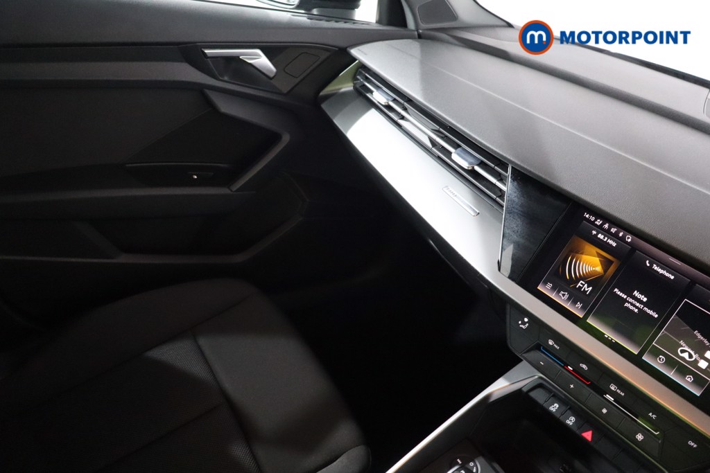 Audi A3 Technik Manual Petrol Hatchback - Stock Number (1616027) - 15th supplementary image