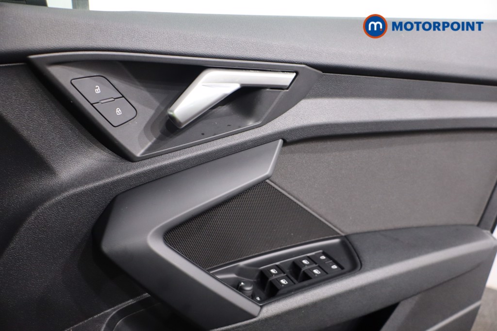 Audi A3 Technik Manual Petrol Hatchback - Stock Number (1616027) - 19th supplementary image