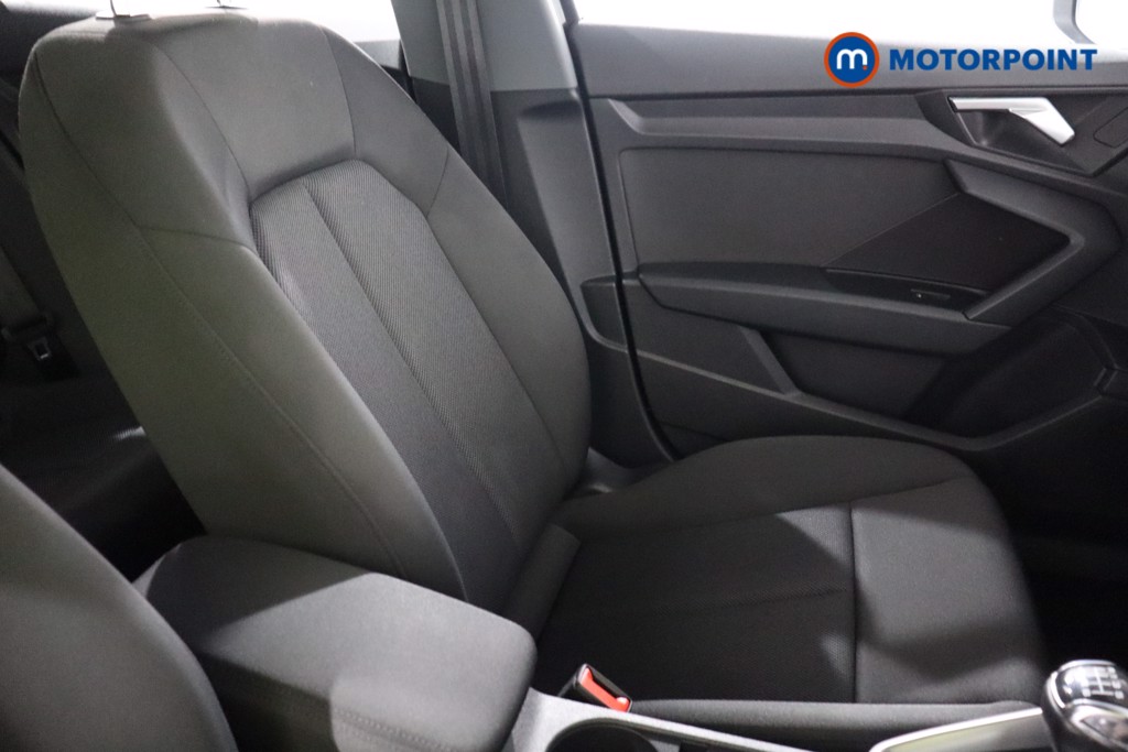 Audi A3 Technik Manual Petrol Hatchback - Stock Number (1616027) - 23rd supplementary image