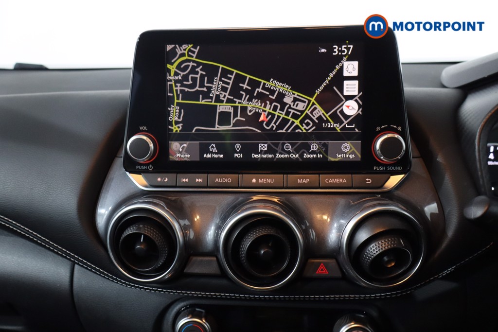 Nissan Juke N-Connecta Automatic Petrol SUV - Stock Number (1618755) - 2nd supplementary image