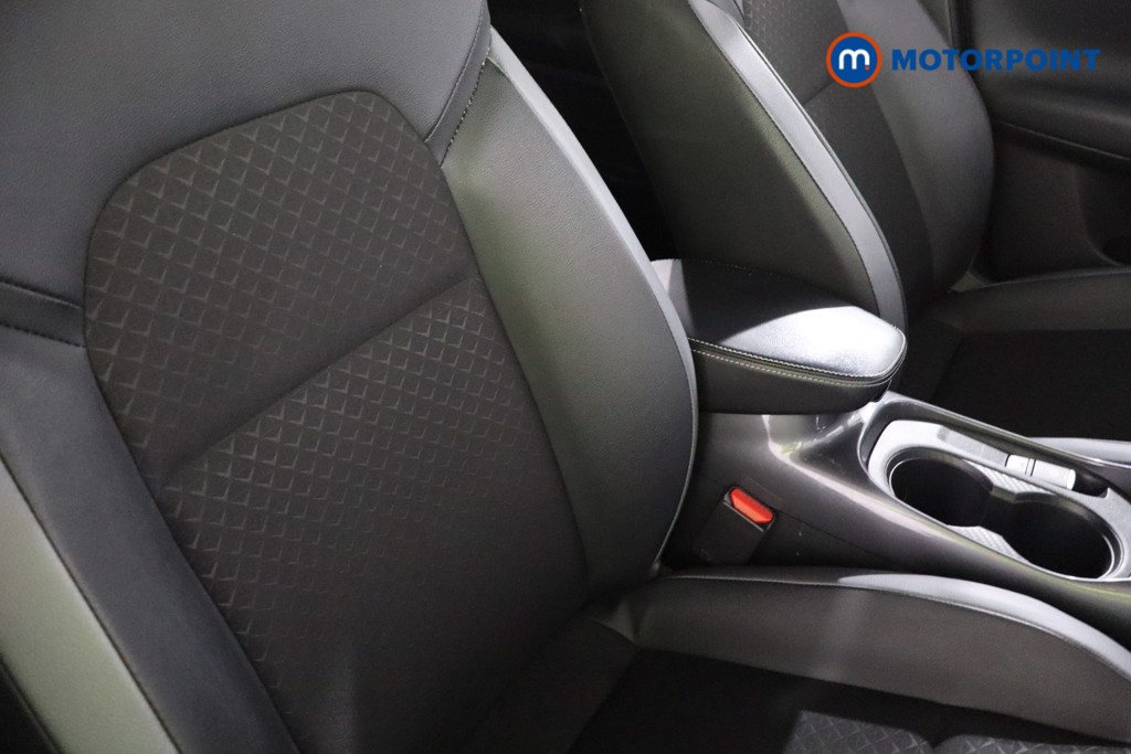 Nissan Juke N-Connecta Automatic Petrol SUV - Stock Number (1618755) - 21st supplementary image