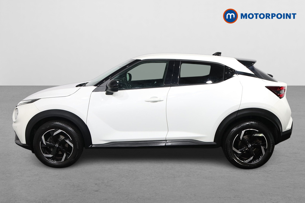 Nissan Juke N-Connecta Automatic Petrol SUV - Stock Number (1618755) - Passenger side