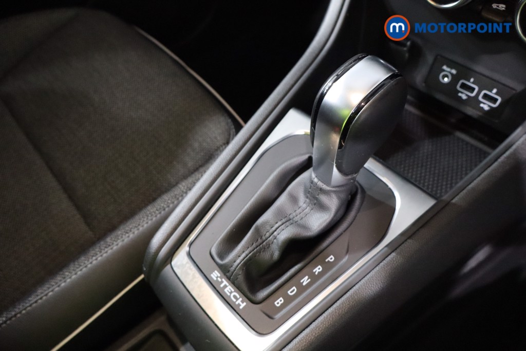 Renault Captur Techno Automatic Petrol-Electric Hybrid SUV - Stock Number (1620004) - 15th supplementary image