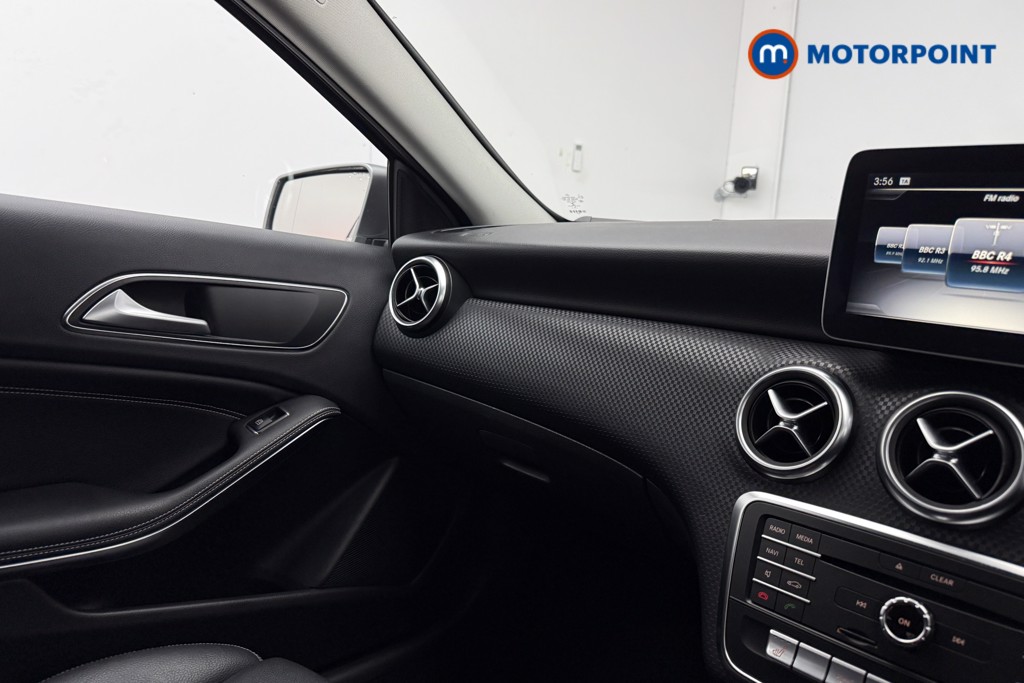 Mercedes-Benz A Class Sport Automatic Diesel Hatchback - Stock Number (1598713) - 6th supplementary image