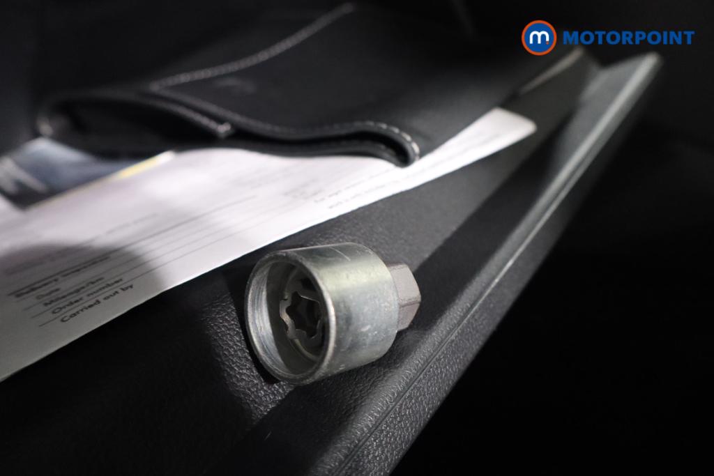 Volkswagen Golf Style Edition Manual Petrol Hatchback - Stock Number (1599290) - 13th supplementary image