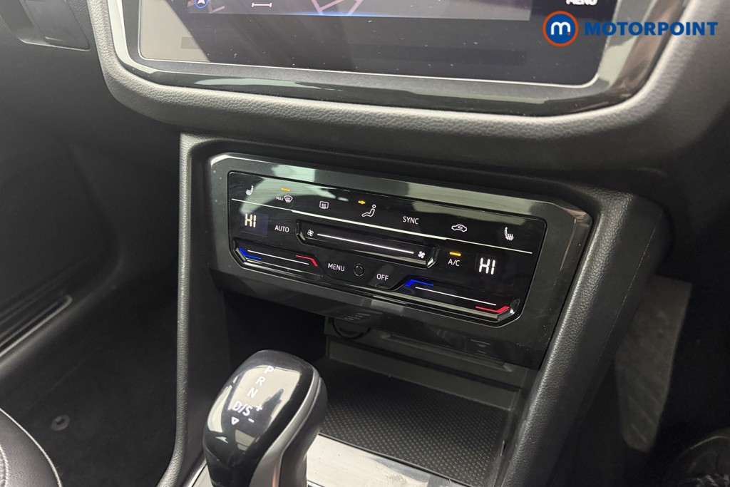 Volkswagen Tiguan R-Line Automatic Diesel SUV - Stock Number (1604800) - 3rd supplementary image