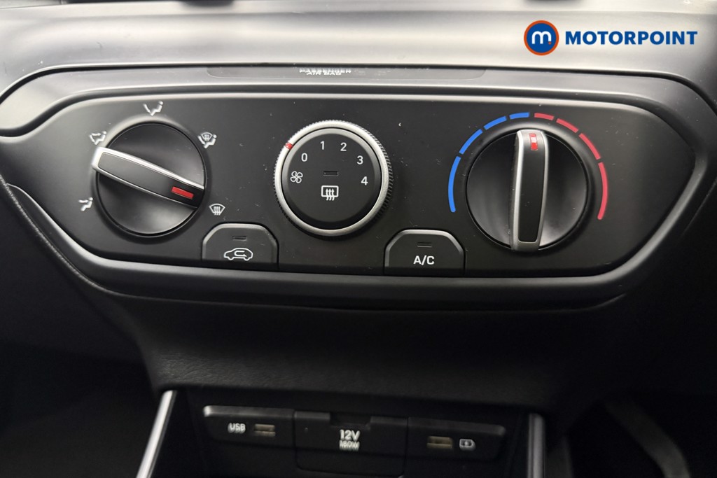 Hyundai I20 Se Connect Manual Petrol Hatchback - Stock Number (1608032) - 15th supplementary image