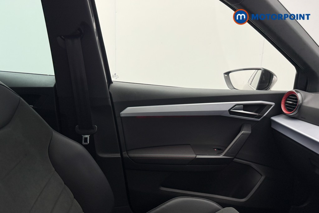 Seat Arona Fr Sport Manual Petrol SUV - Stock Number (1608416) - 13th supplementary image