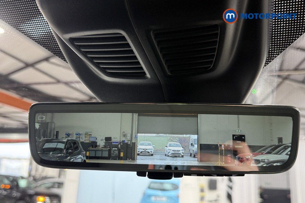 Ford Transit Limited Automatic Diesel Medium Roof Van - Stock Number (1608647) - 8th supplementary image