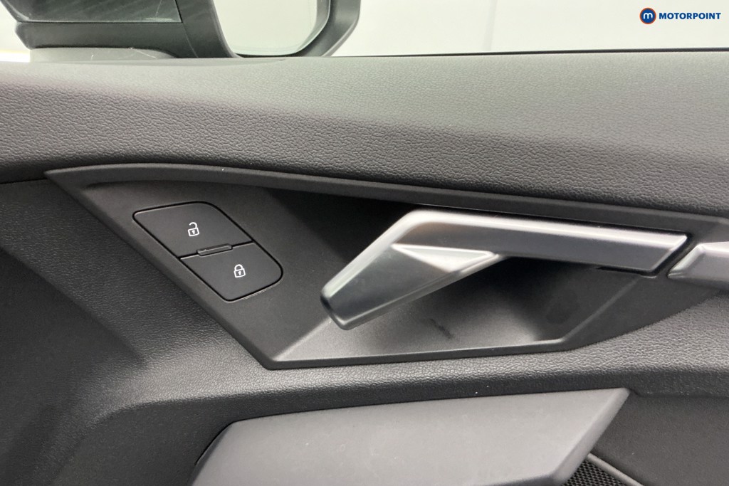 Audi A3 S Line Automatic Petrol Hatchback - Stock Number (1611142) - 27th supplementary image