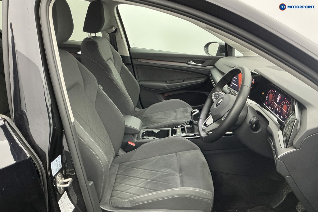 Volkswagen Golf Style Edition Manual Petrol Hatchback - Stock Number (1612460) - 8th supplementary image