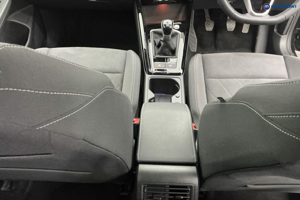 Volkswagen Golf Style Edition Manual Petrol Hatchback - Stock Number (1612460) - 13th supplementary image