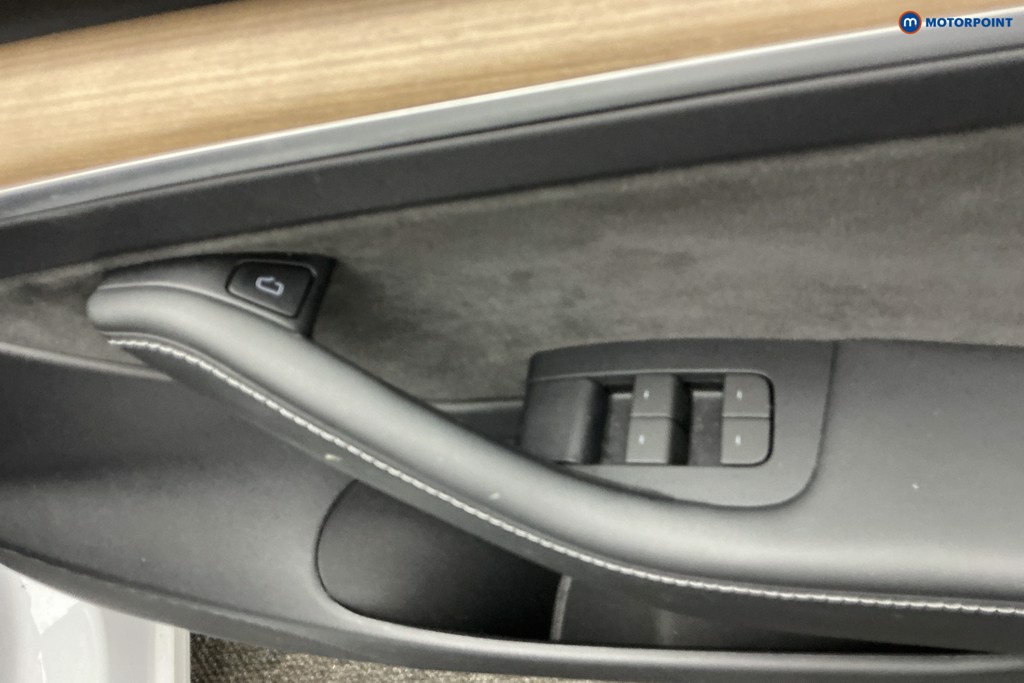 Tesla Model 3 Rwd 4Dr Auto Automatic Electric Saloon - Stock Number (1613182) - 28th supplementary image