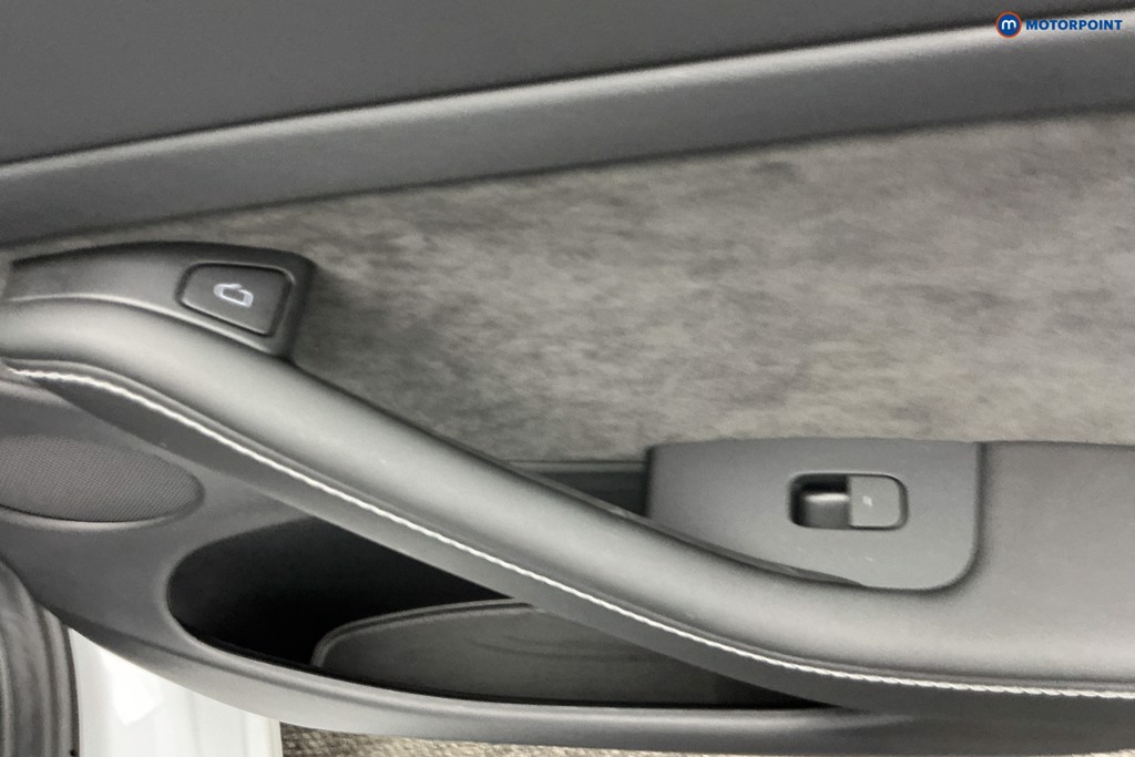 Tesla Model 3 Rwd 4Dr Auto Automatic Electric Saloon - Stock Number (1613182) - 30th supplementary image