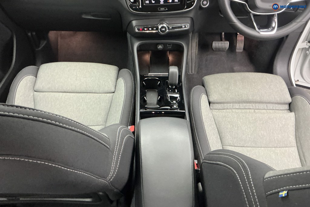 Volvo Xc40 Plus Automatic Petrol Plug-In Hybrid SUV - Stock Number (1613264) - 12th supplementary image