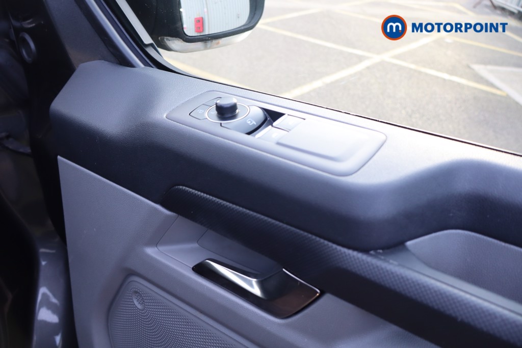 Ford Transit Custom Limited Manual Diesel Panel Van - Stock Number (1613943) - 24th supplementary image
