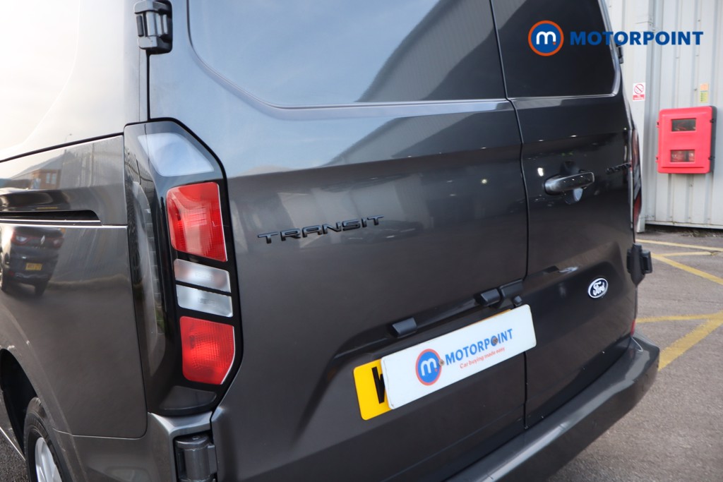 Ford Transit Custom Limited Manual Diesel Panel Van - Stock Number (1613943) - 33rd supplementary image