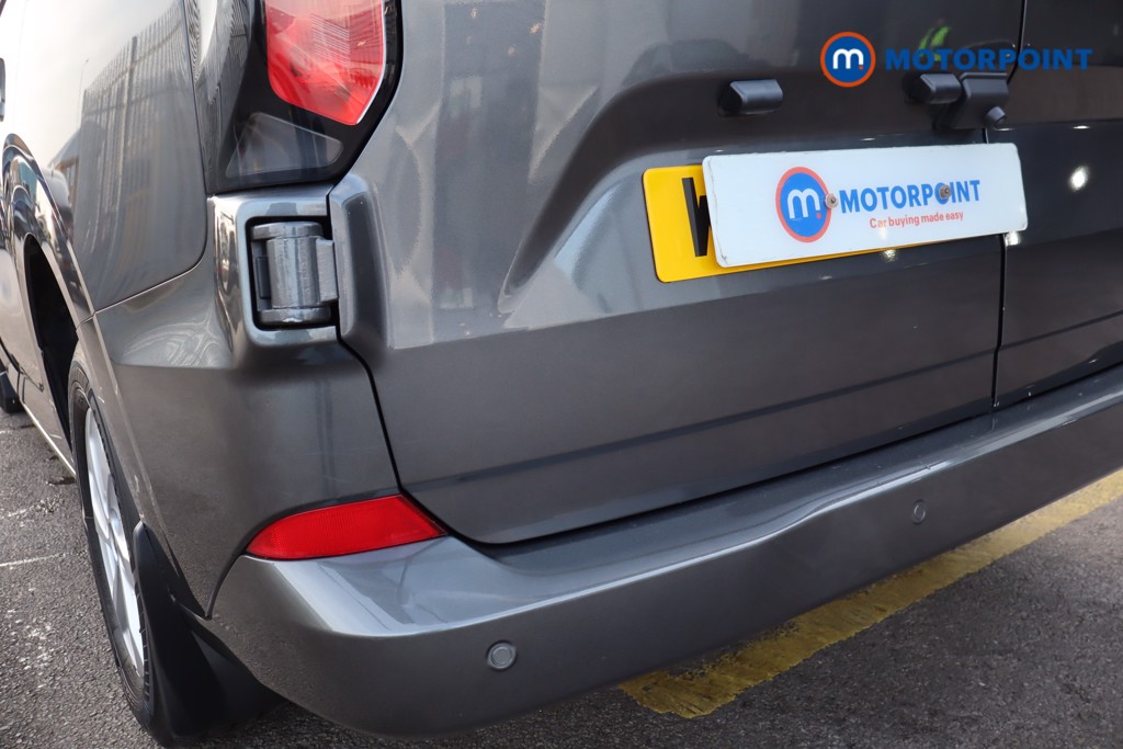 Ford Transit Custom Limited Manual Diesel Panel Van - Stock Number (1613943) - 34th supplementary image