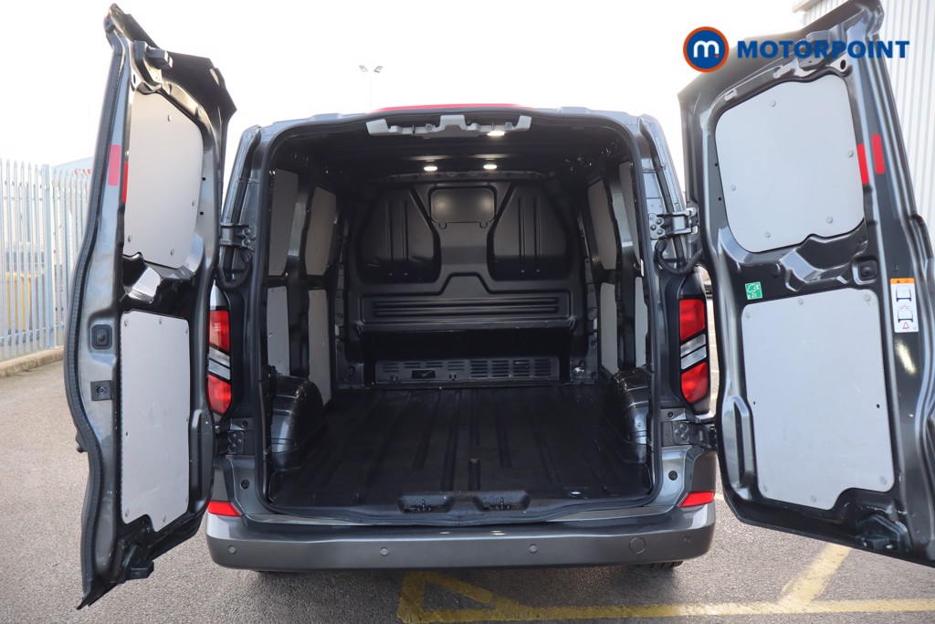 Ford Transit Custom Limited Manual Diesel Panel Van - Stock Number (1613943) - 37th supplementary image