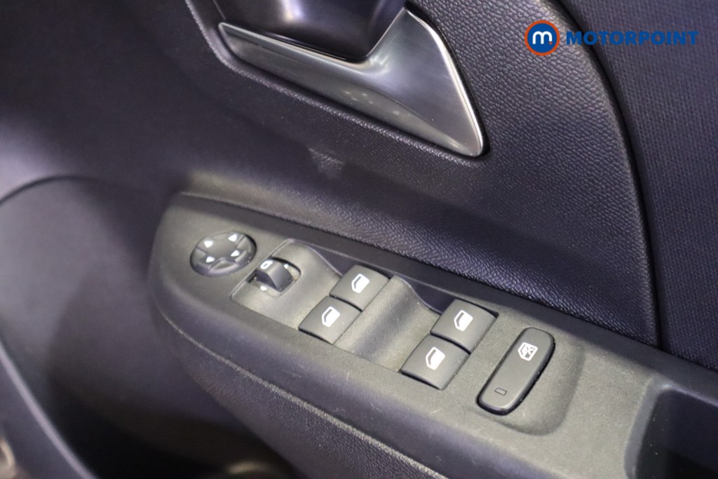 Vauxhall Corsa Design Automatic Petrol Hatchback - Stock Number (1614702) - 12th supplementary image