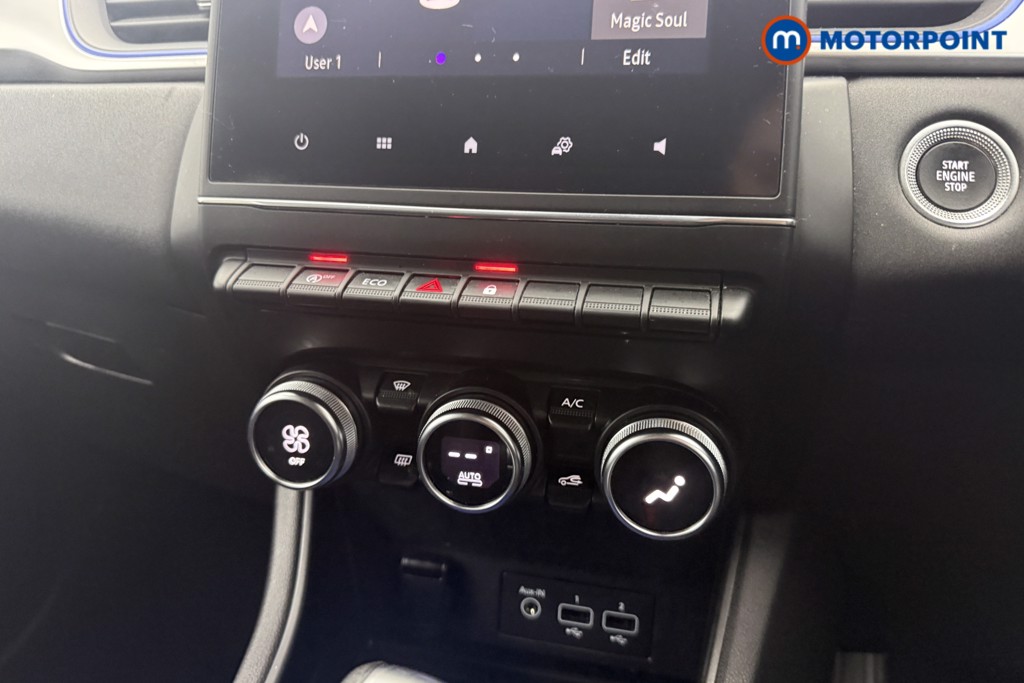 Renault Captur Iconic Automatic Petrol SUV - Stock Number (1615587) - 3rd supplementary image