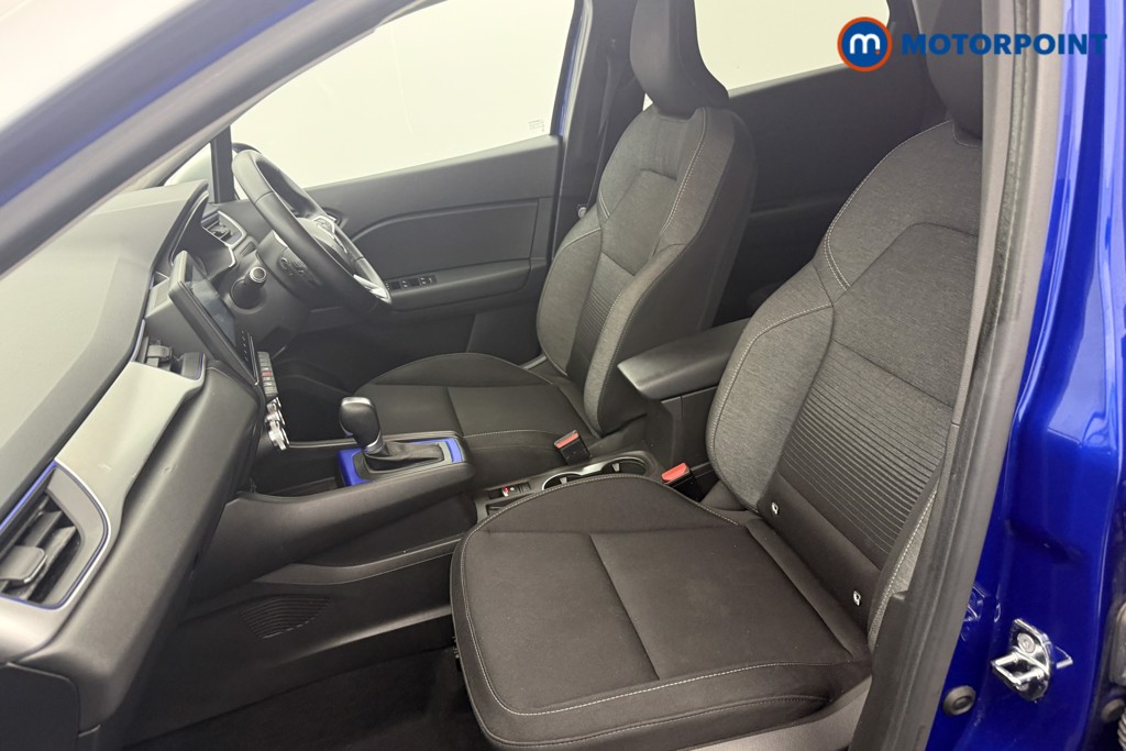 Renault Captur Iconic Automatic Petrol SUV - Stock Number (1615587) - 10th supplementary image