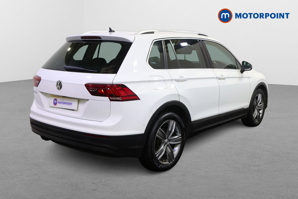 Volkswagen Tiguan Match Automatic Petrol SUV - Stock Number (1616159) - Drivers side rear corner