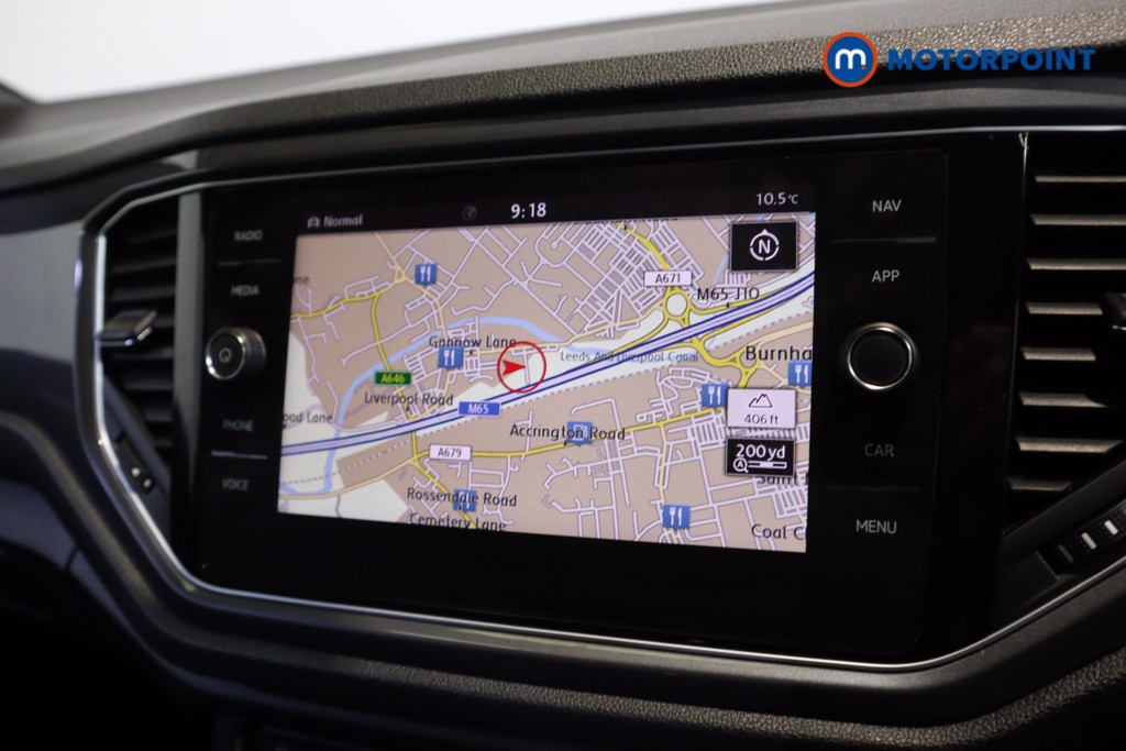 Volkswagen T-Roc R-Line Manual Petrol SUV - Stock Number (1616444) - 2nd supplementary image