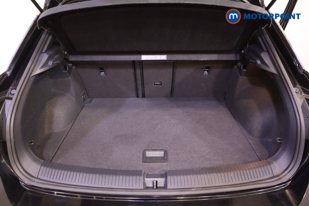 Volkswagen T-Roc R-Line Manual Petrol SUV - Stock Number (1616444) - 8th supplementary image