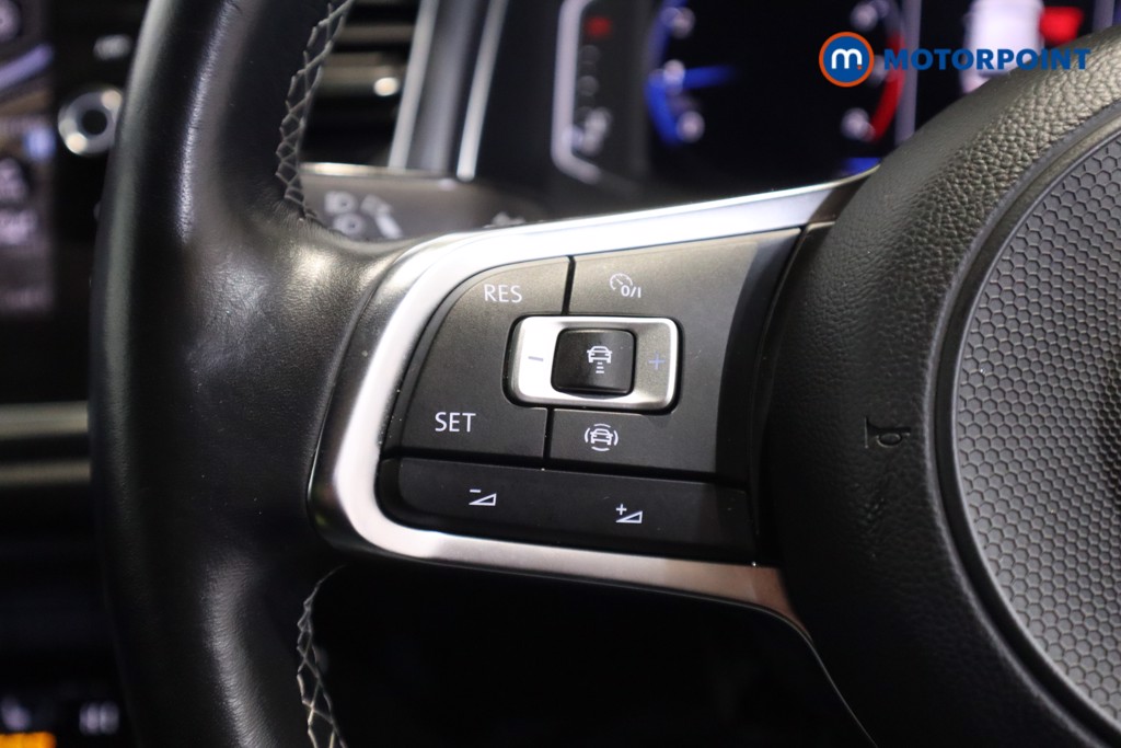 Volkswagen T-Roc R-Line Manual Petrol SUV - Stock Number (1616444) - 16th supplementary image
